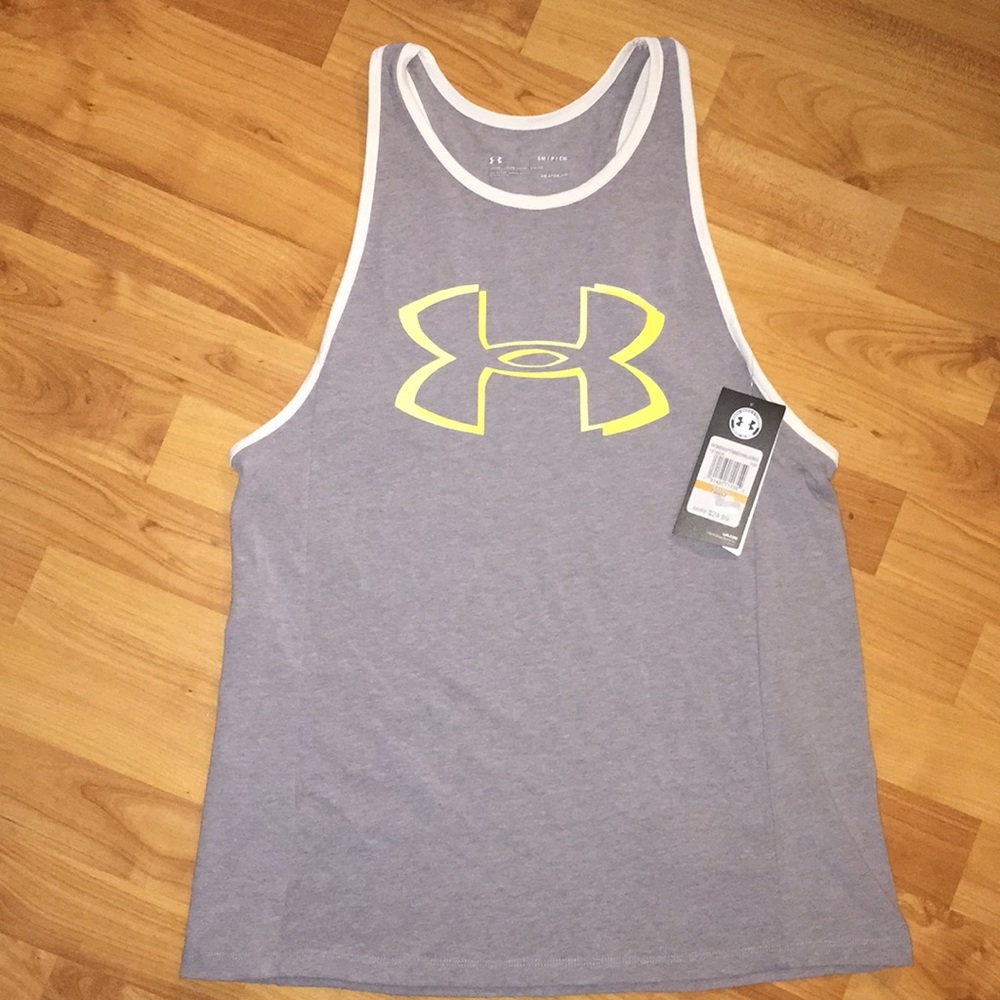 NWT Under Armour women’s small racerback heatgear!